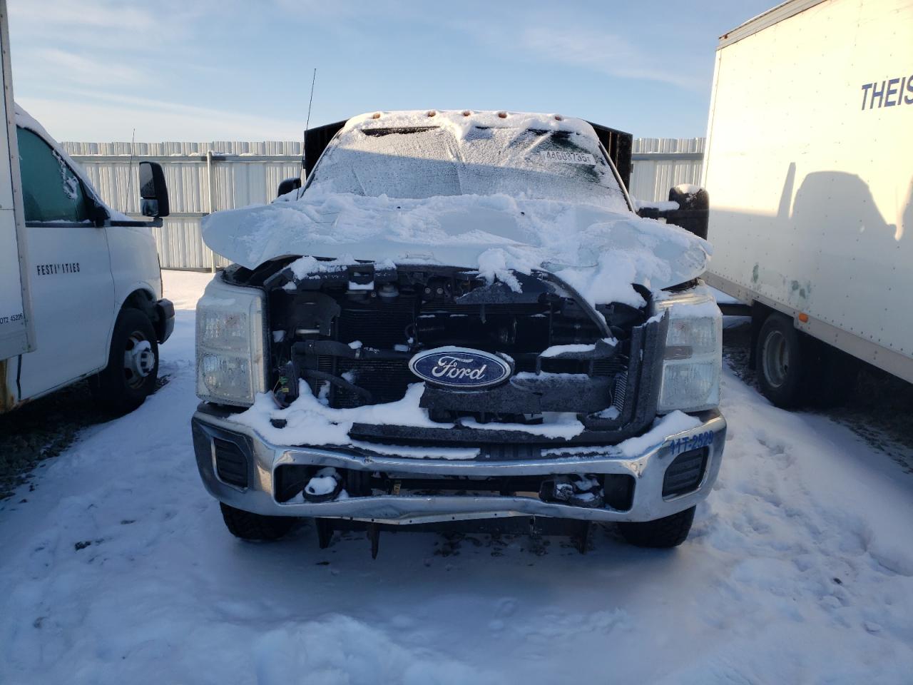2011 Ford F350 - Image 5