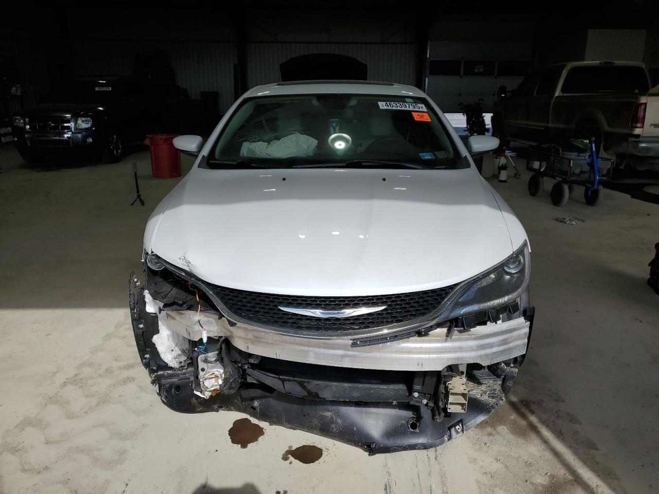 2015 Chrysler 200 - Image 5