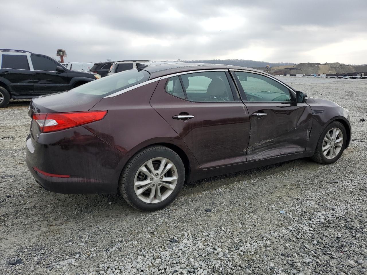 2012 Kia Optima - Image 3