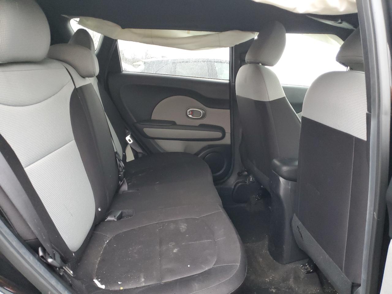 2015 Kia Soul - Image 12