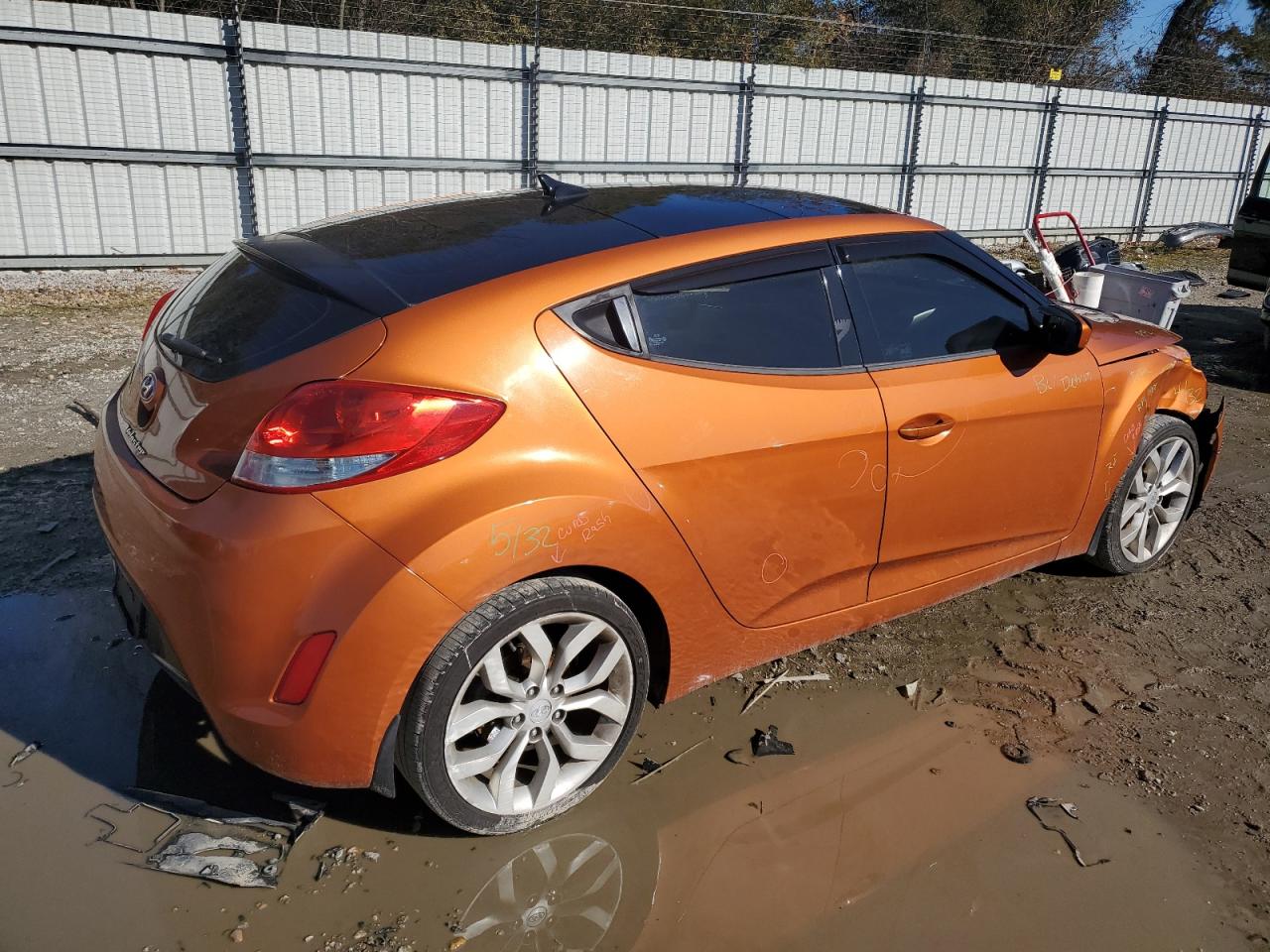 2012 Hyundai Veloster - Image 3