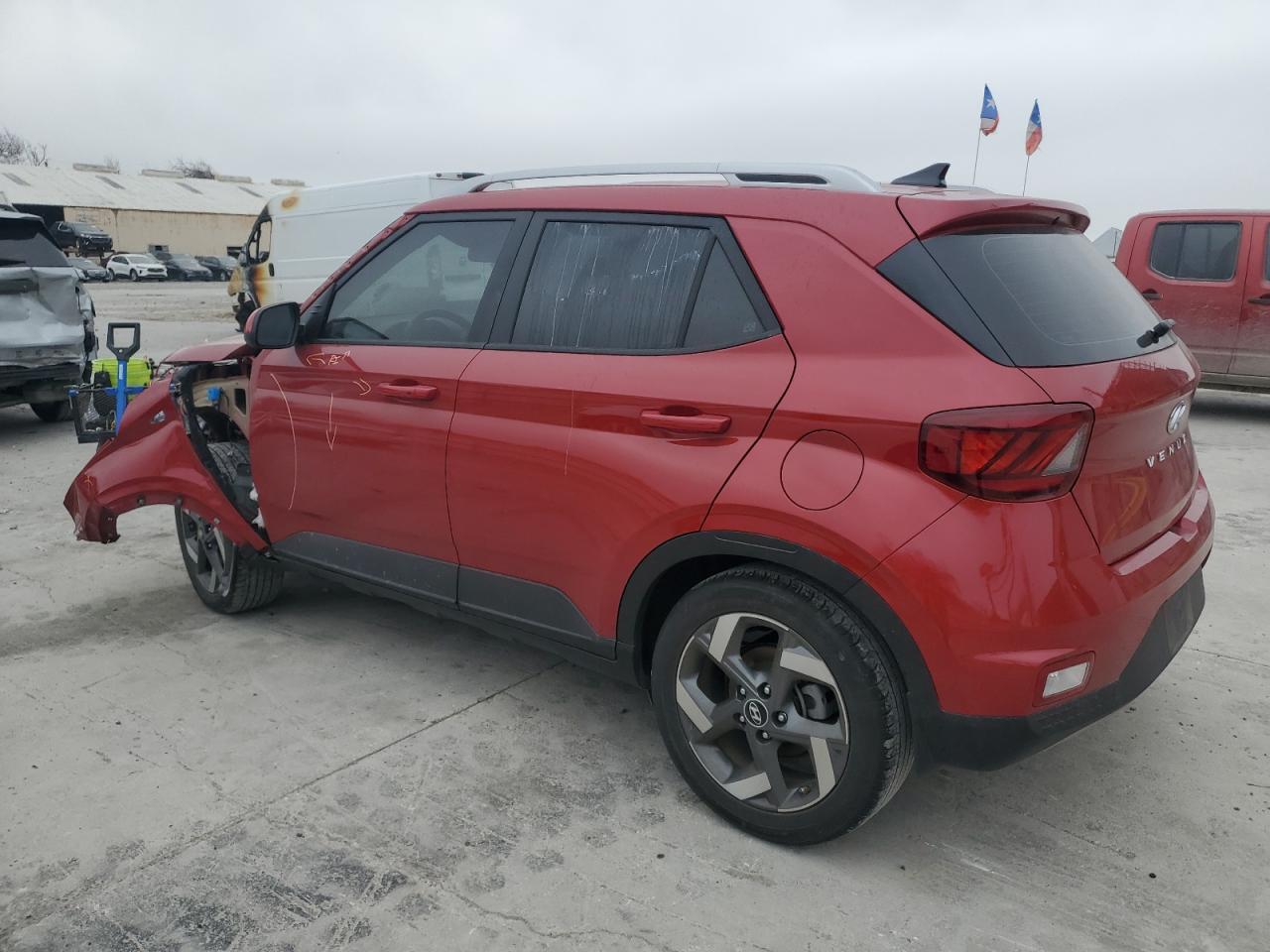 2022 Hyundai Venue - Image 2