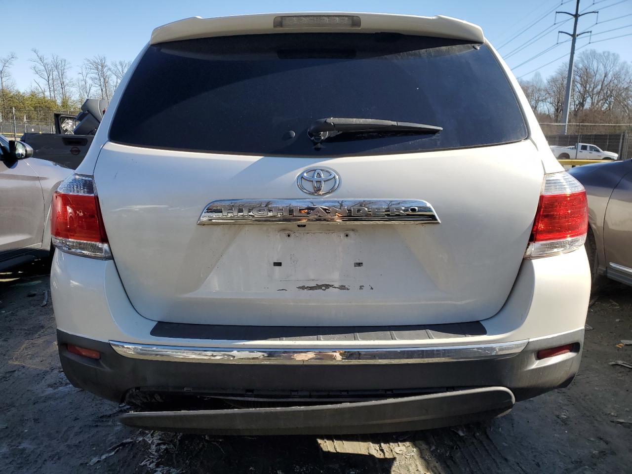 2013 Toyota Highlander - Image 6