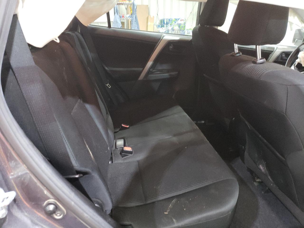 2016 Toyota RAV 4 - Image 12