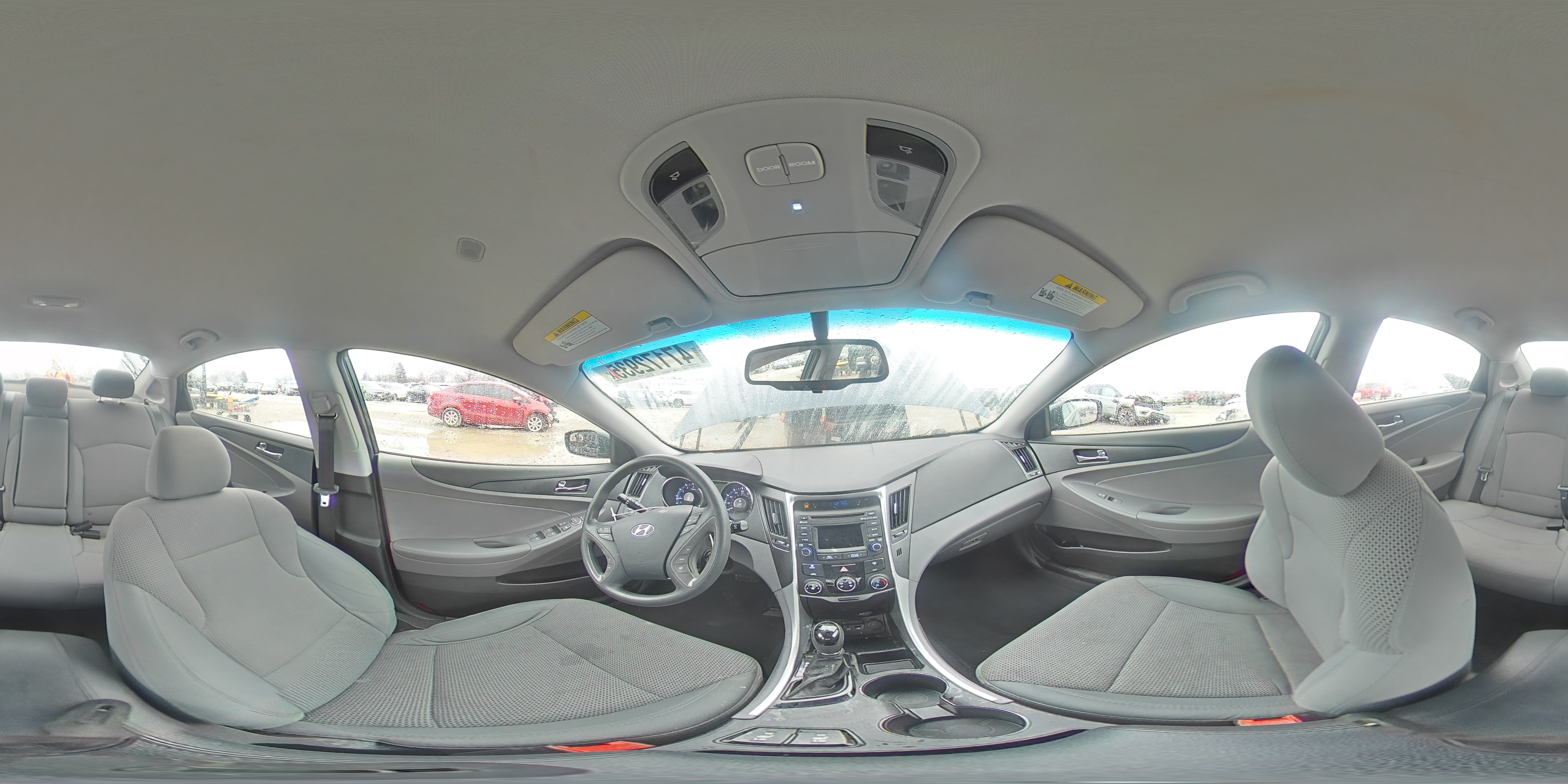 2014 Hyundai Sonata - Image 13