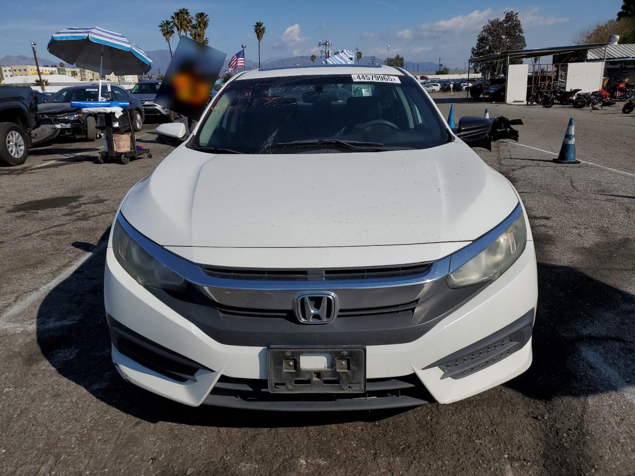 2016 Honda Civic - Image 5