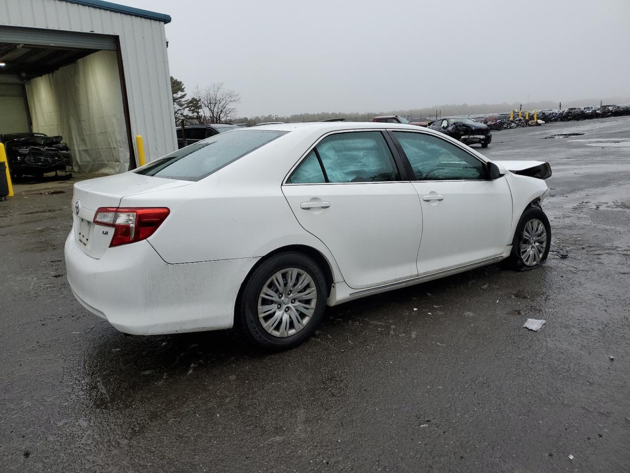 2014 Toyota Camry - Image 3