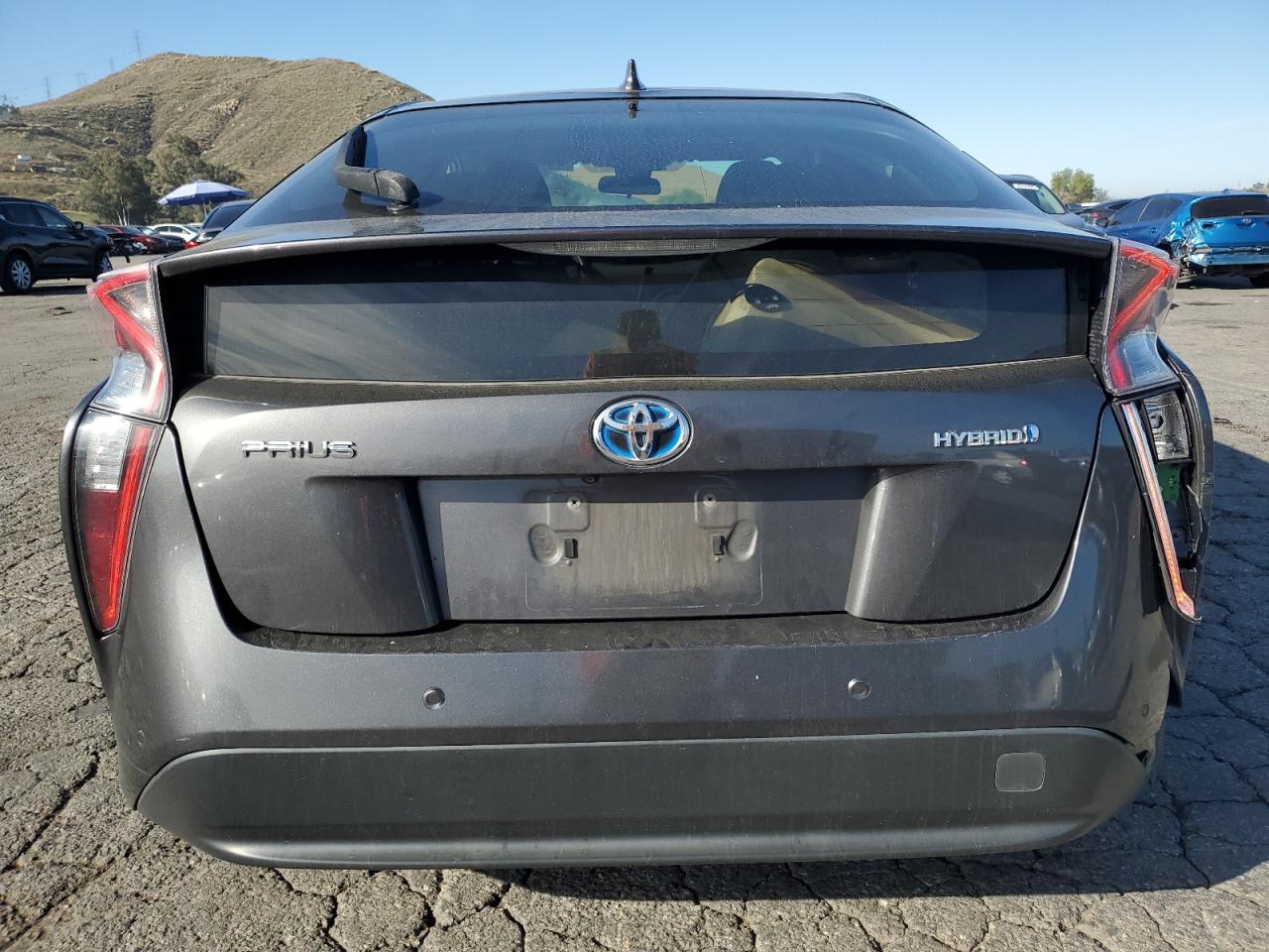 2018 Toyota Prius - Image 6