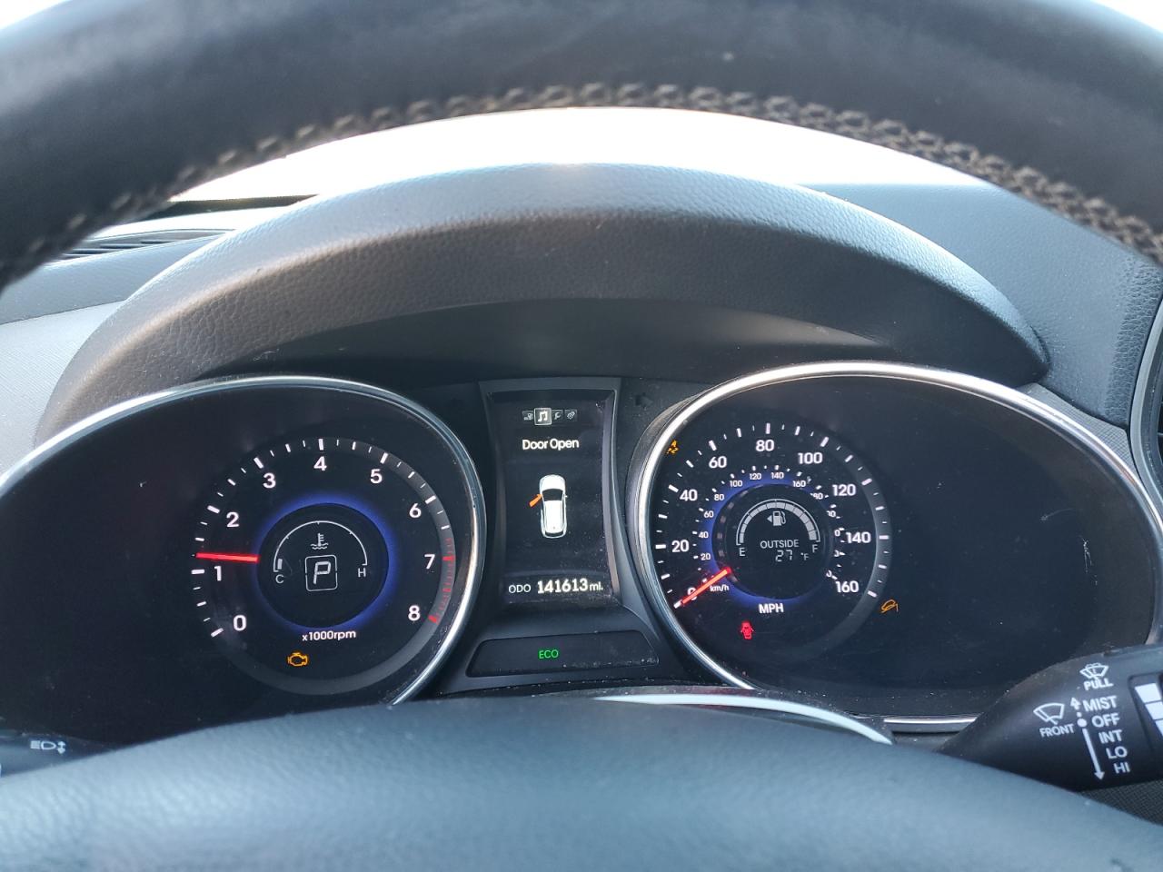 2013 Hyundai Santa Fe - Image 9