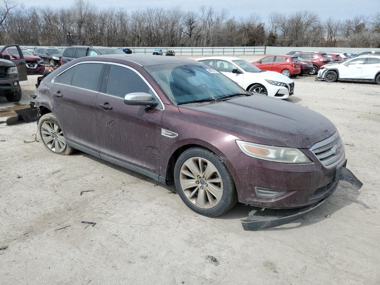 2011 Ford Taurus - Image 4
