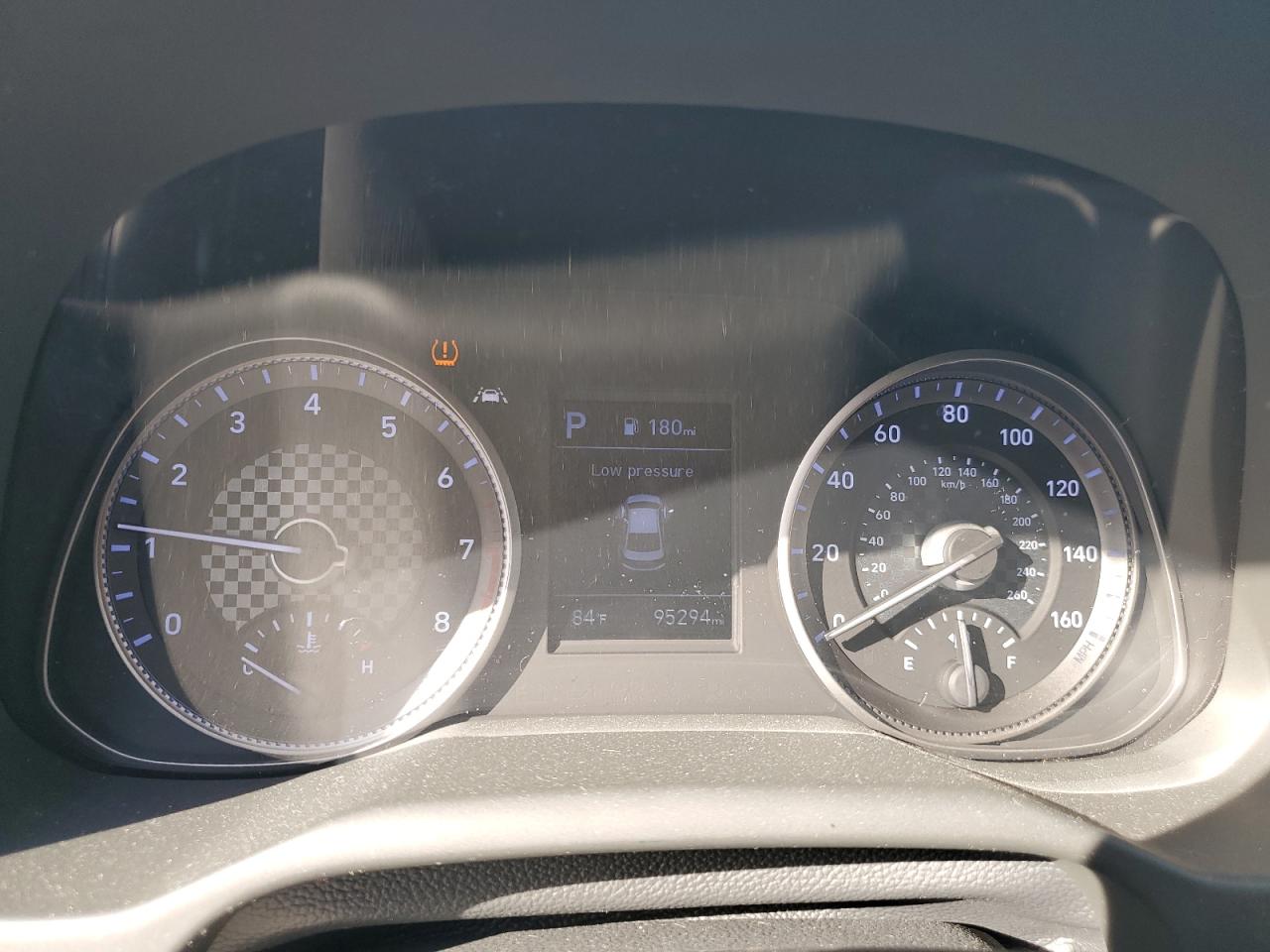 2020 Hyundai Elantra - Image 9