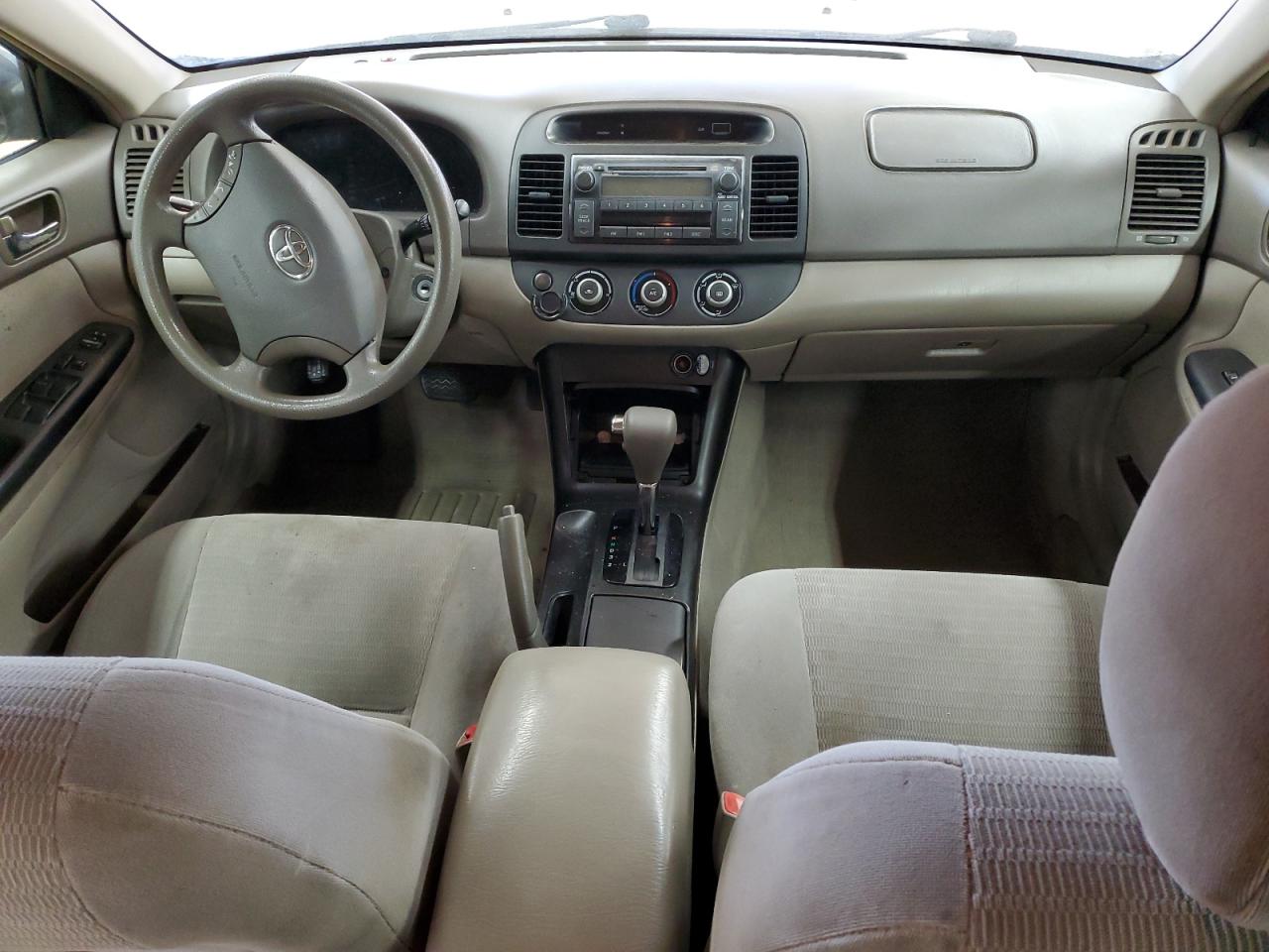 2005 Toyota Camry - Image 8