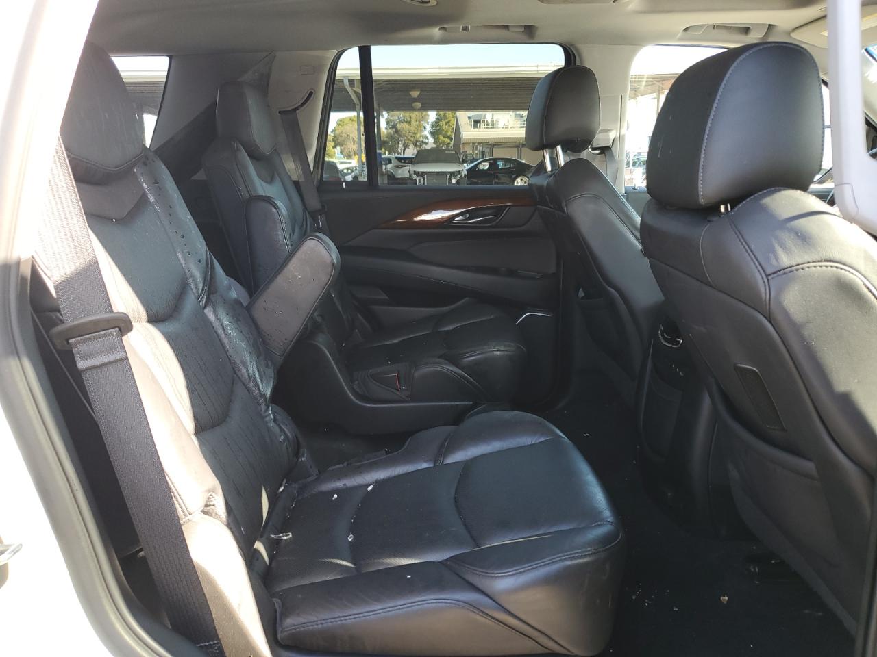 2018 Cadillac Escalade - Image 10