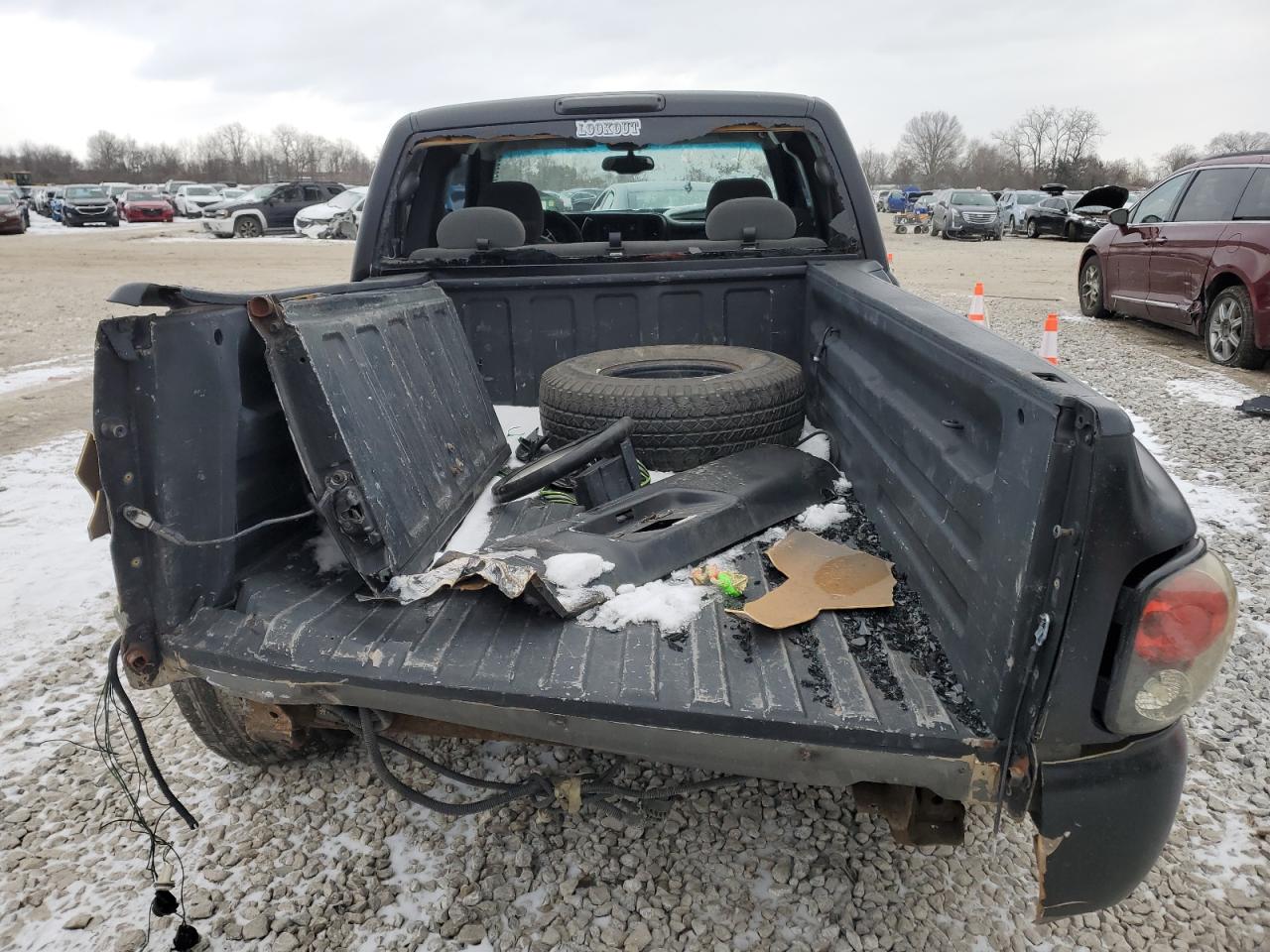 2003 Chevrolet Silverado - Image 6