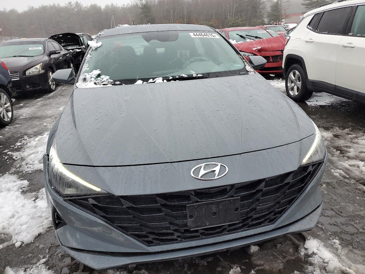 2023 Hyundai Elantra - Image 5