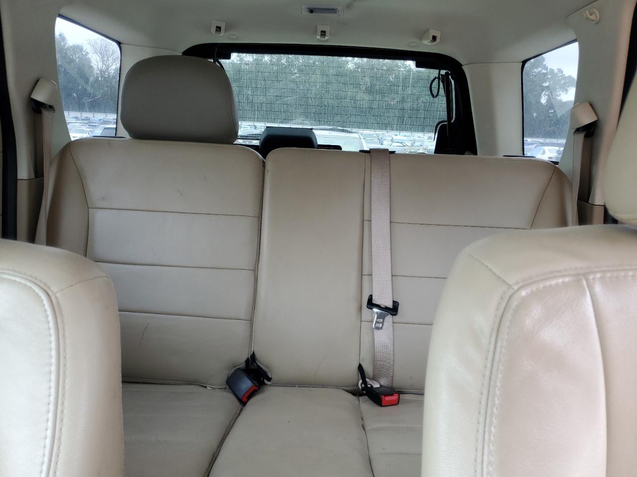 2012 Ford Escape - Image 10