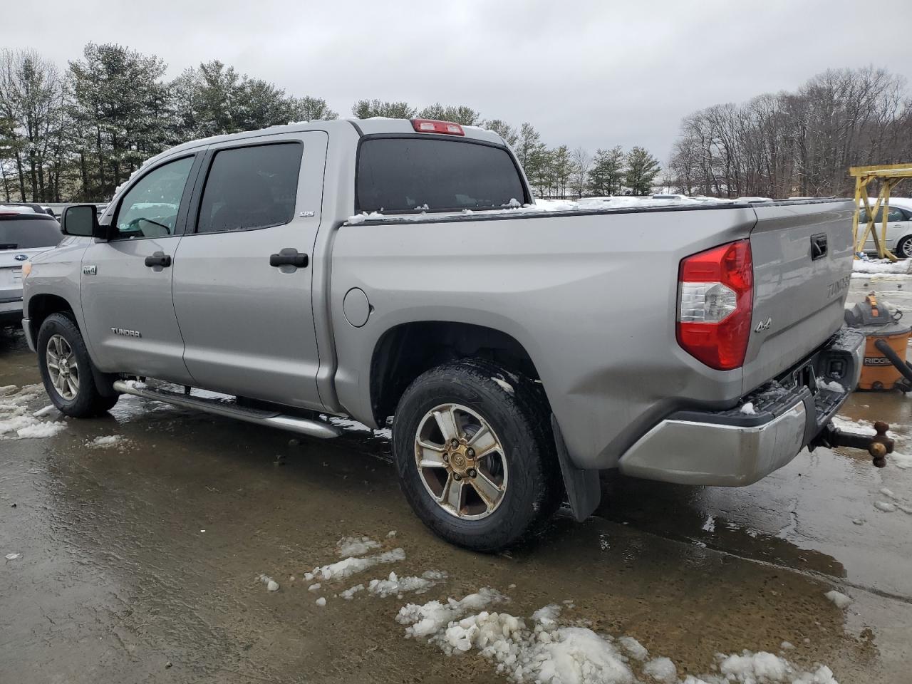 2016 Toyota Tundra - Image 2