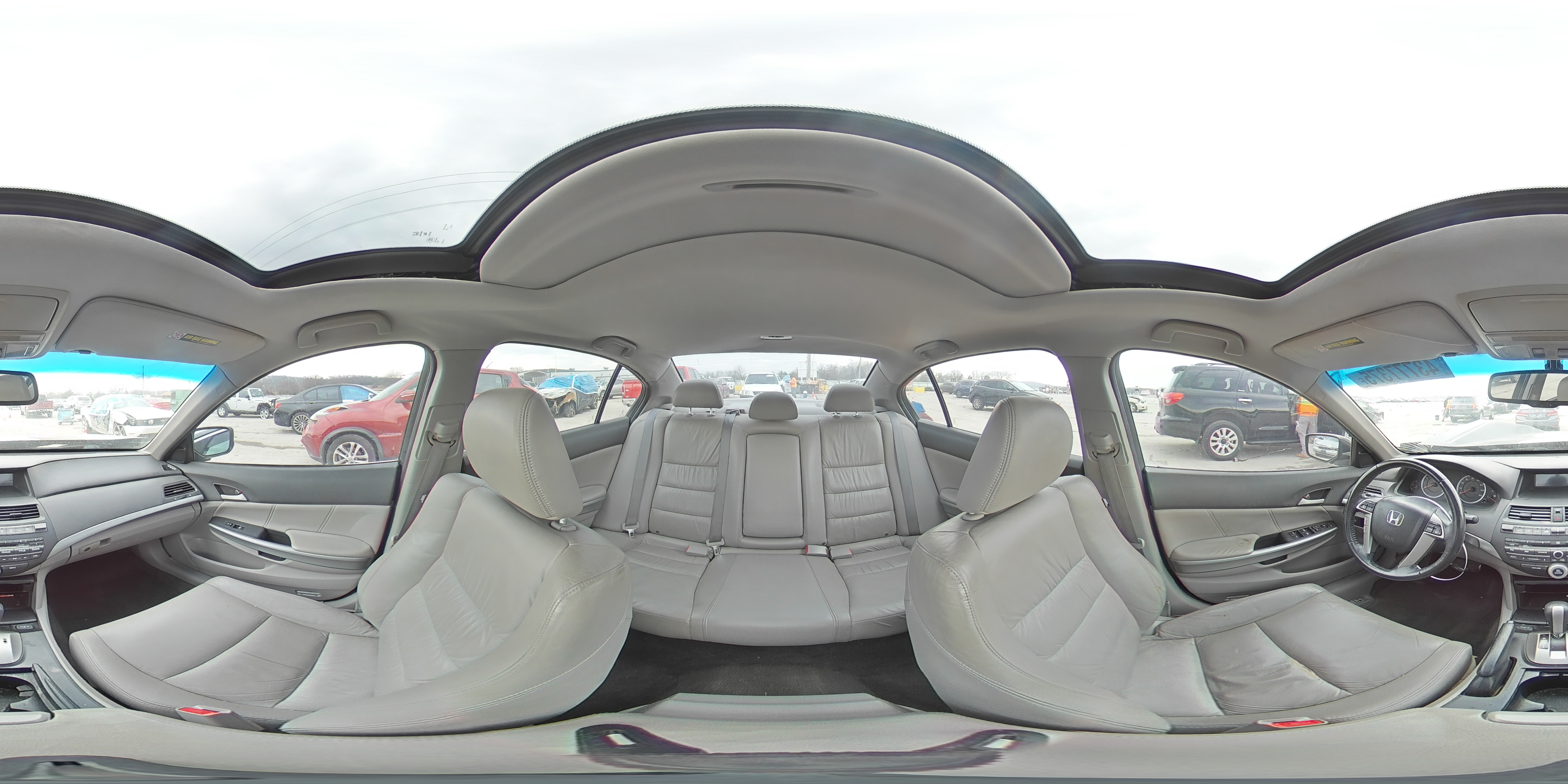 2010 Honda Accord - Image 13