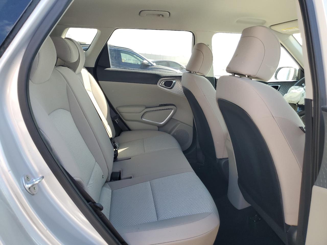 2020 Kia Soul - Image 11