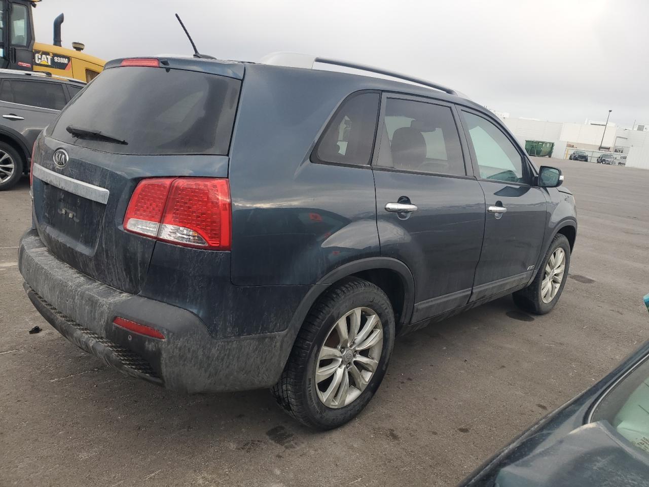 2011 Kia Sorento - Image 3