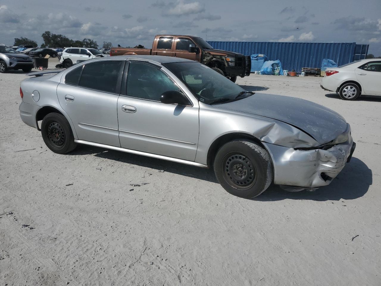 2003 Oldsmobile Alero - Image 4