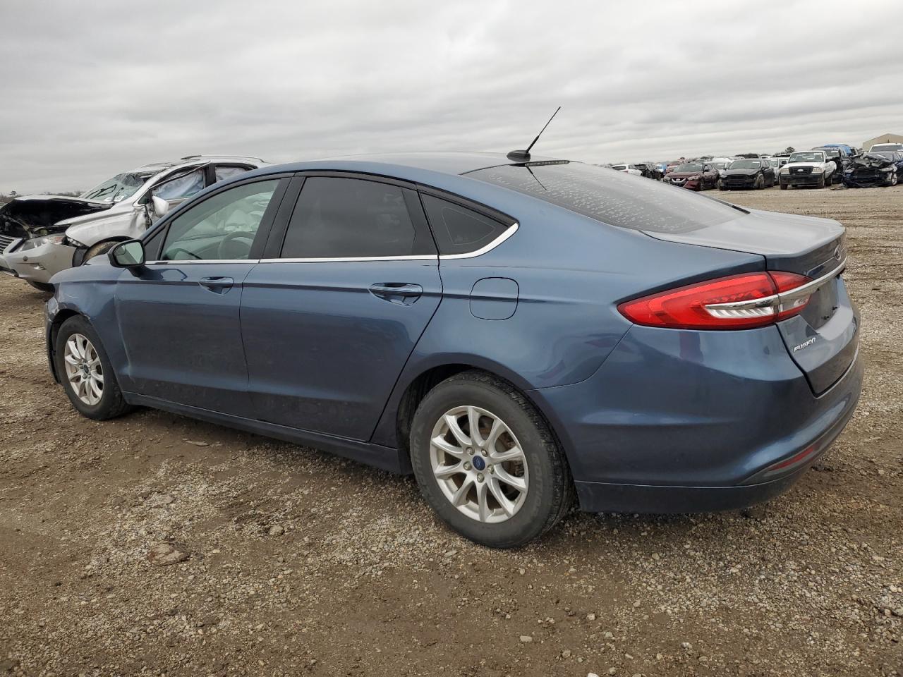 2018 Ford Fusion - Image 2