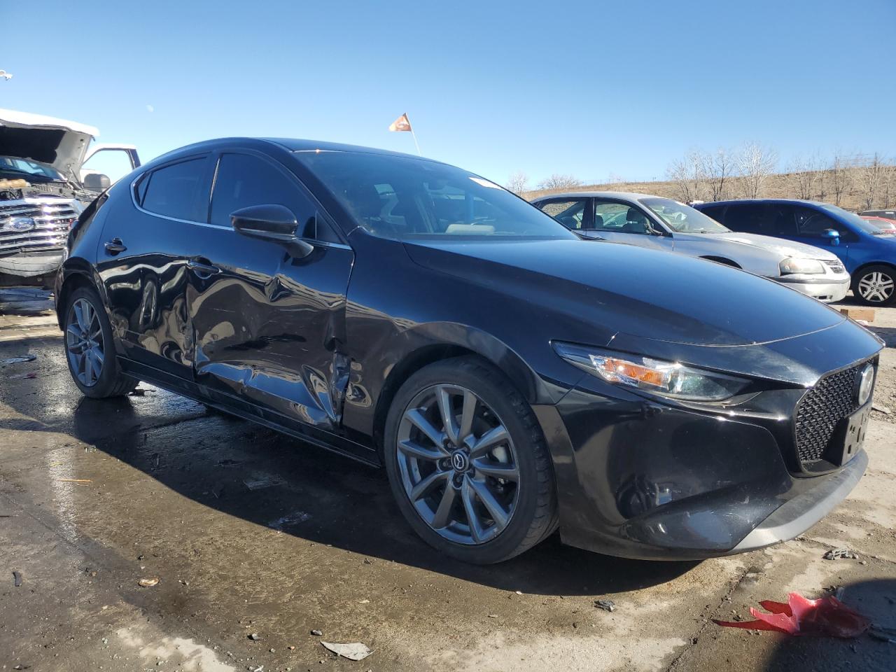 2022 Mazda 3 - Image 4