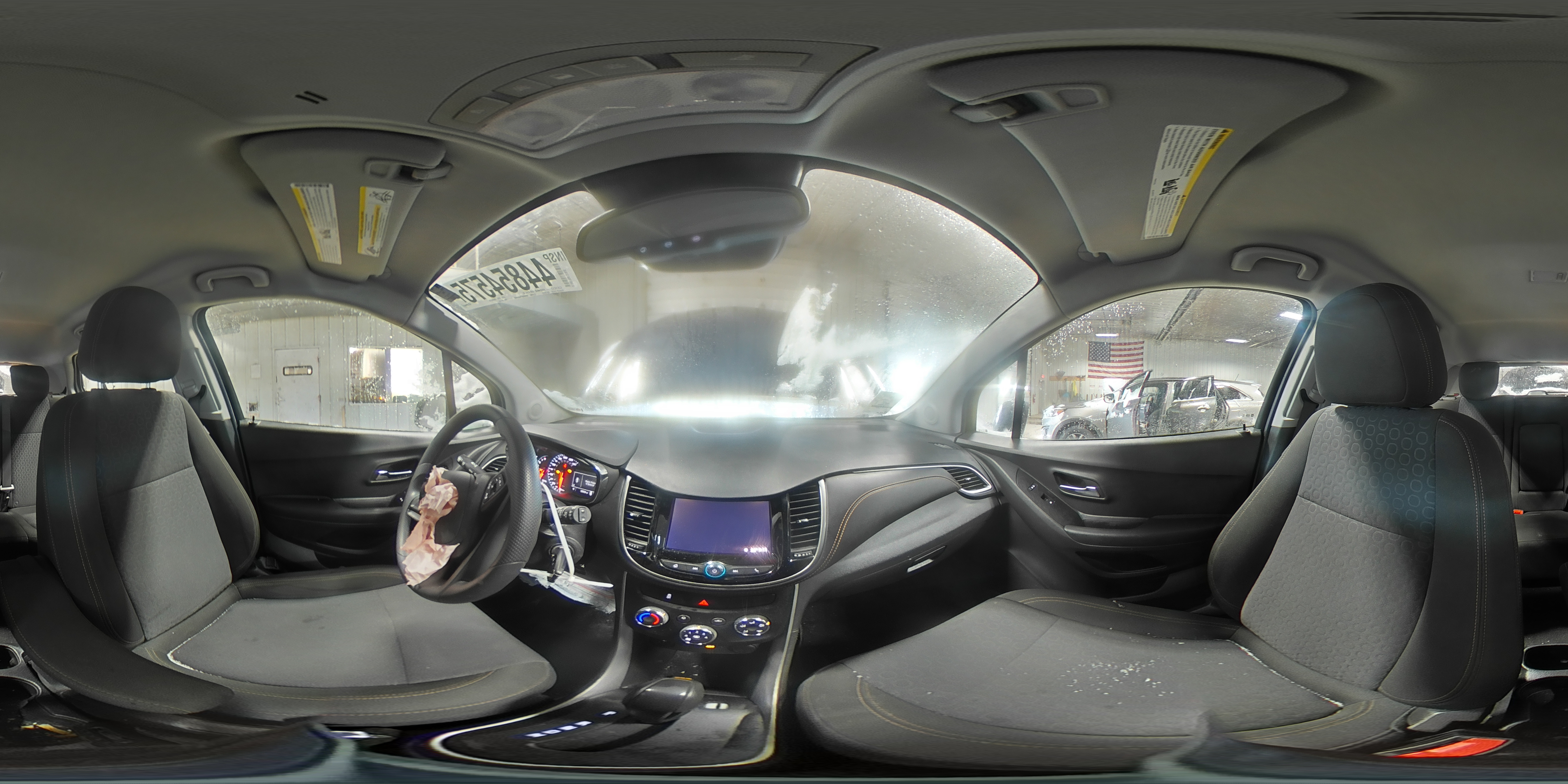 2022 Chevrolet Trax - Image 14