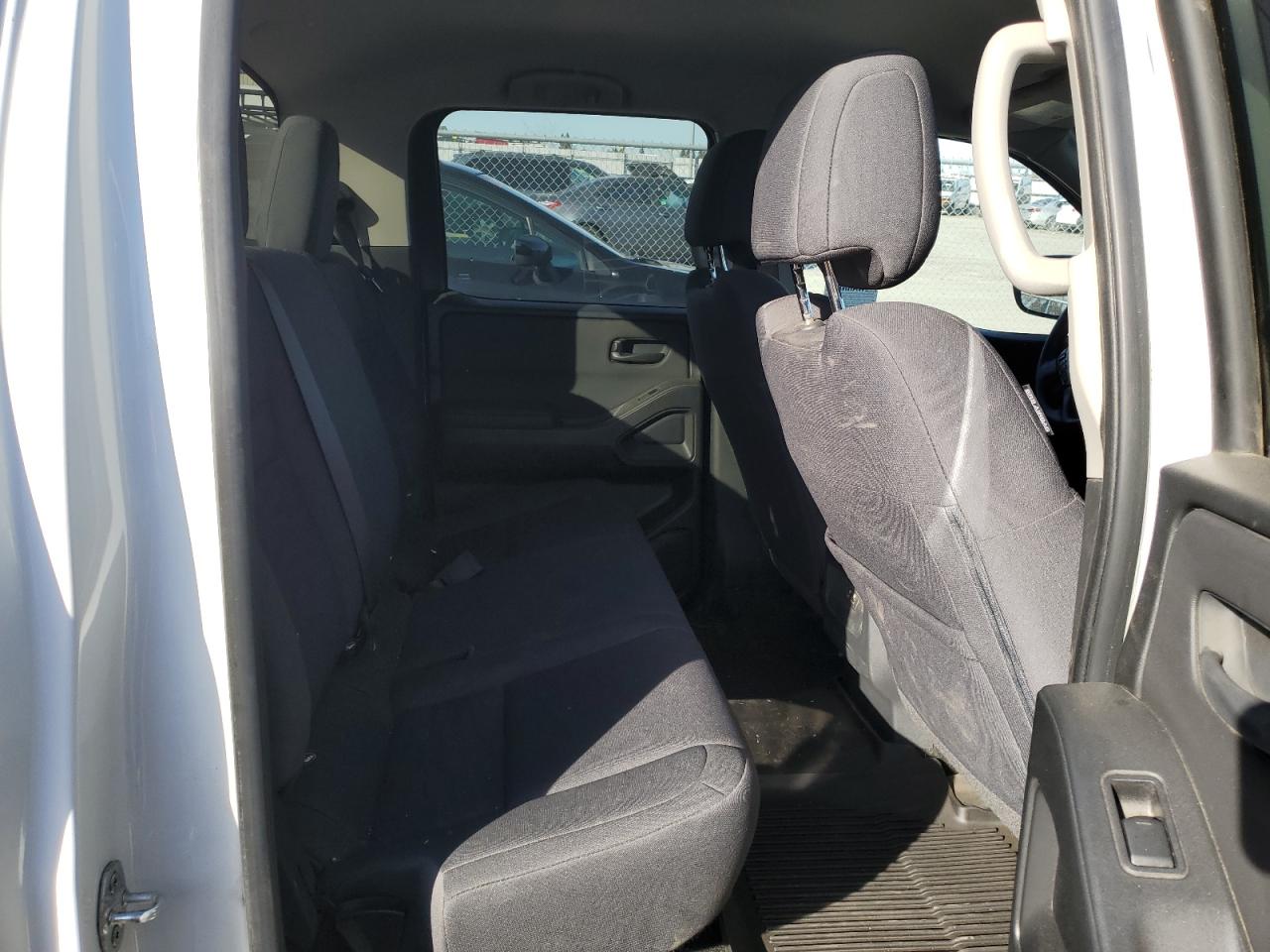 2024 Nissan Navara (Frontier) - Image 10