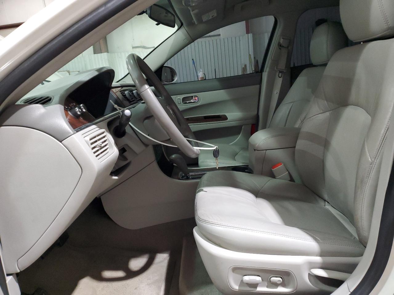 2009 Buick LaCrosse - Image 7