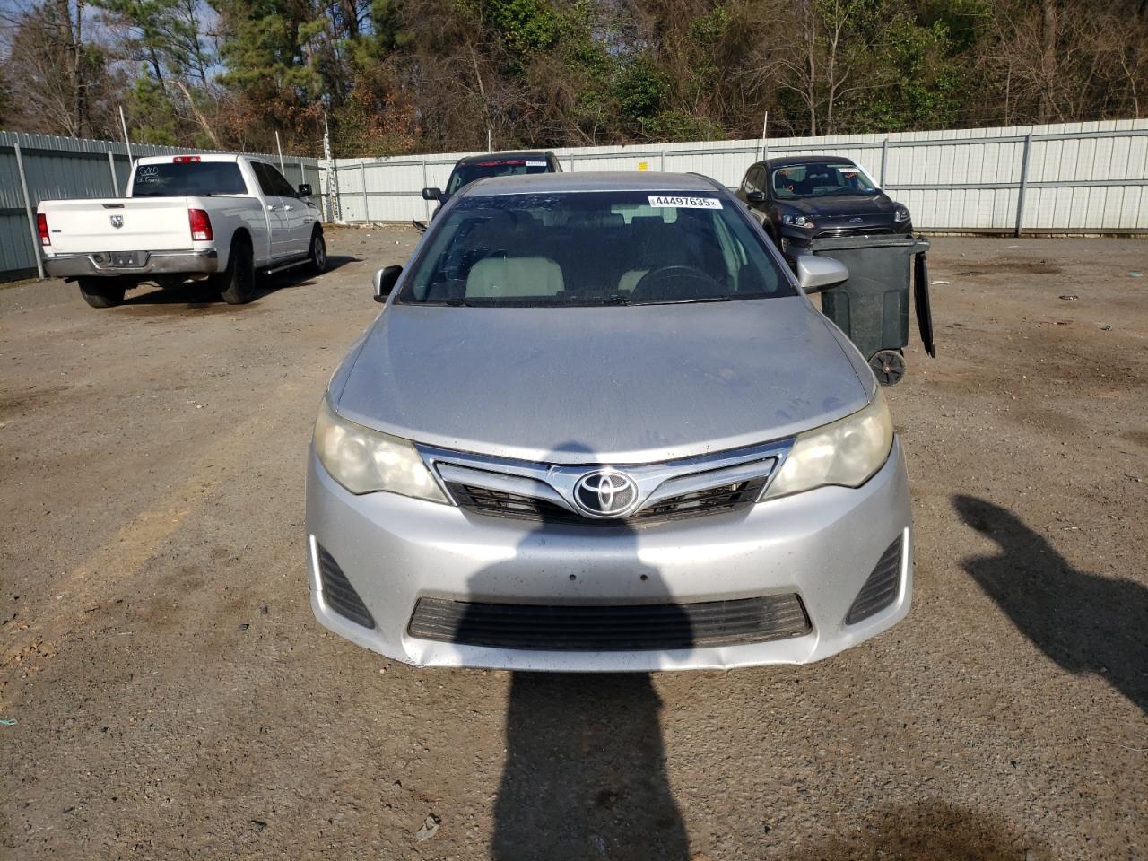 2012 Toyota Camry - Image 5