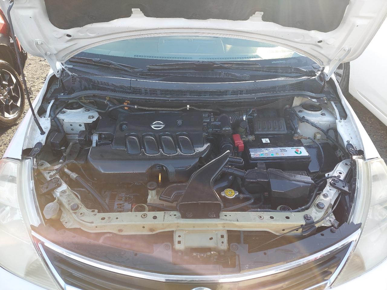 3N1BC1A61BK195209 - 2011 Nissan TIIDA - #46967705