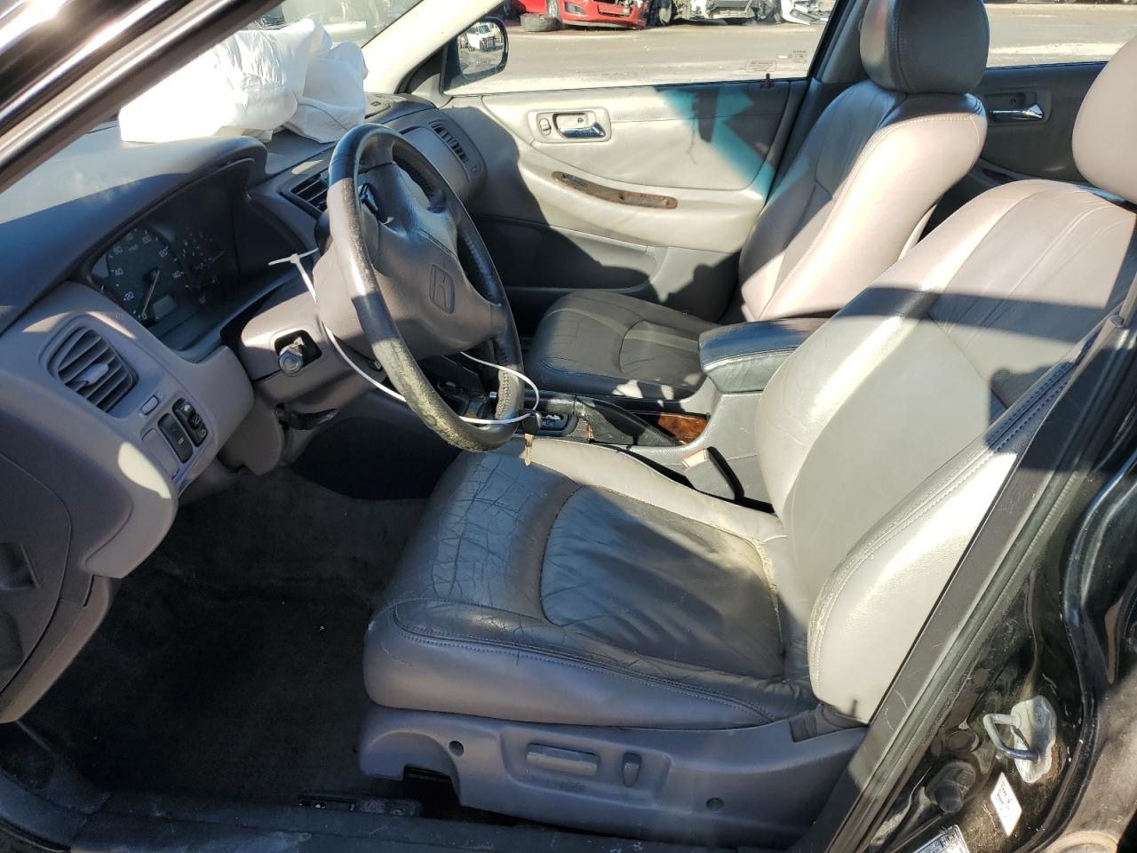 2000 Honda Accord - Image 7