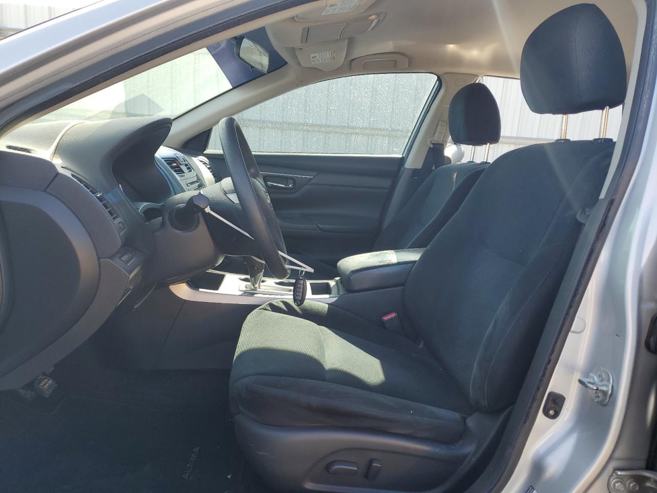 2015 Nissan Altima - Image 7