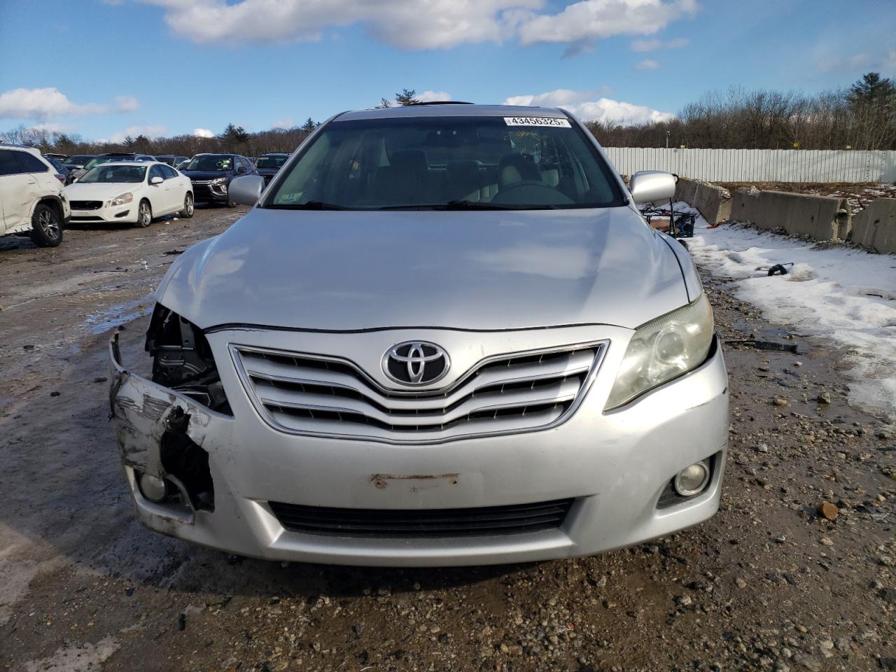 2011 Toyota Camry - Image 5