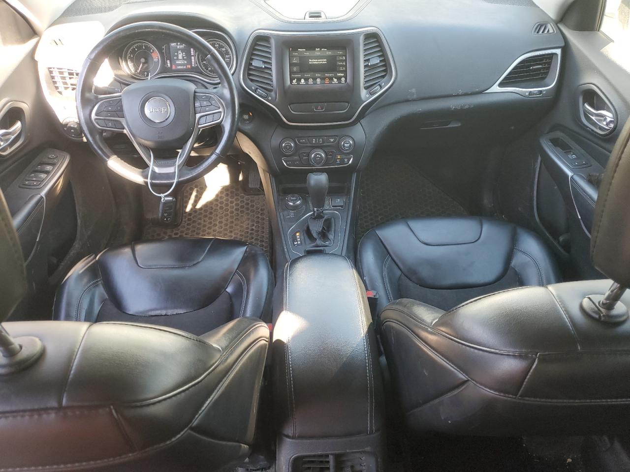 2019 Jeep Grand Cherokee - Image 8