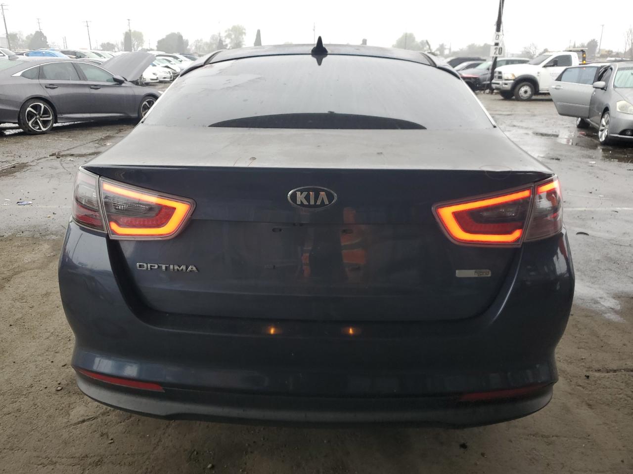 2014 Kia Optima Hybrid VIN: KNAGM4AD8E5070123 Lot: 43789255