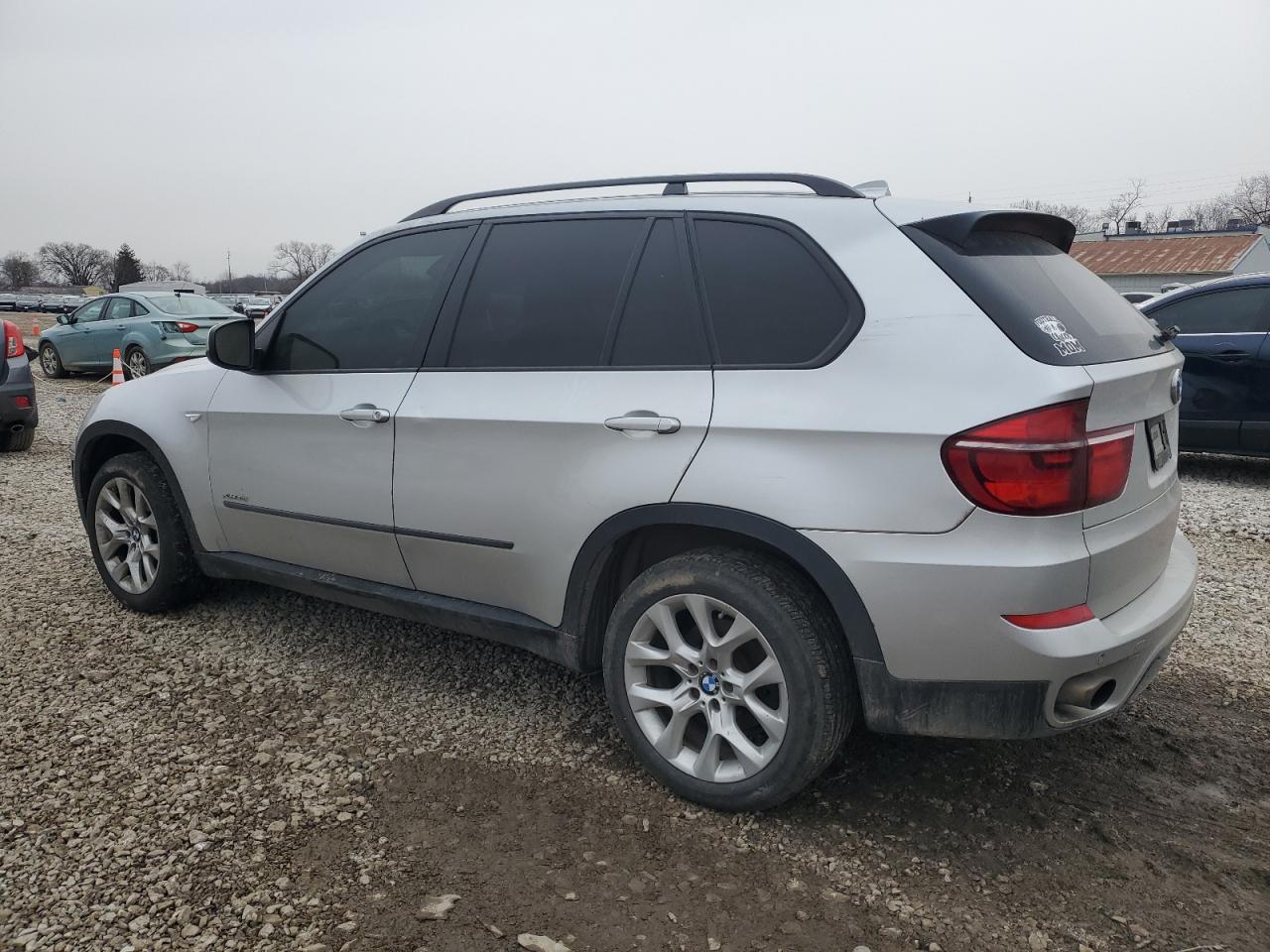 2011 BMW X5 - Image 2