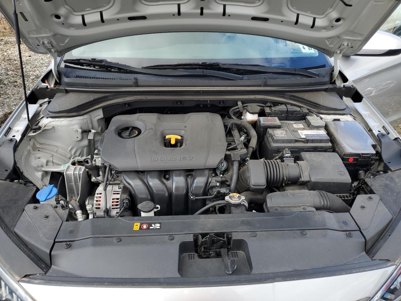 2020 Hyundai Elantra - Image 13