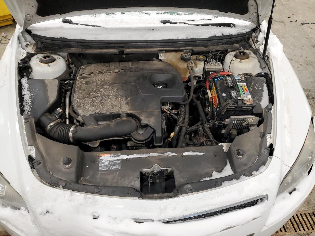 2012 Chevrolet Malibu - Image 11