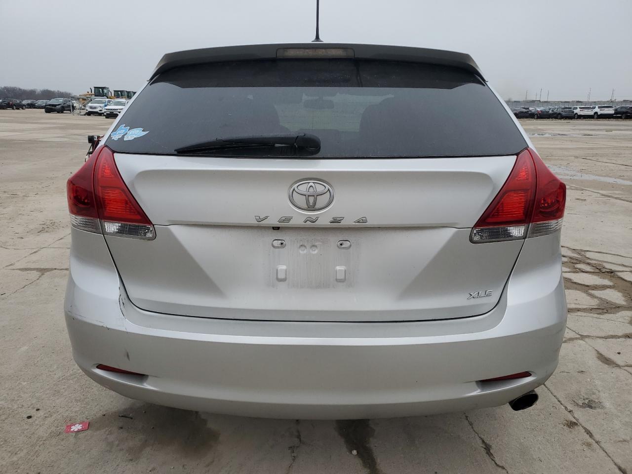 2014 Toyota Venza - Image 6