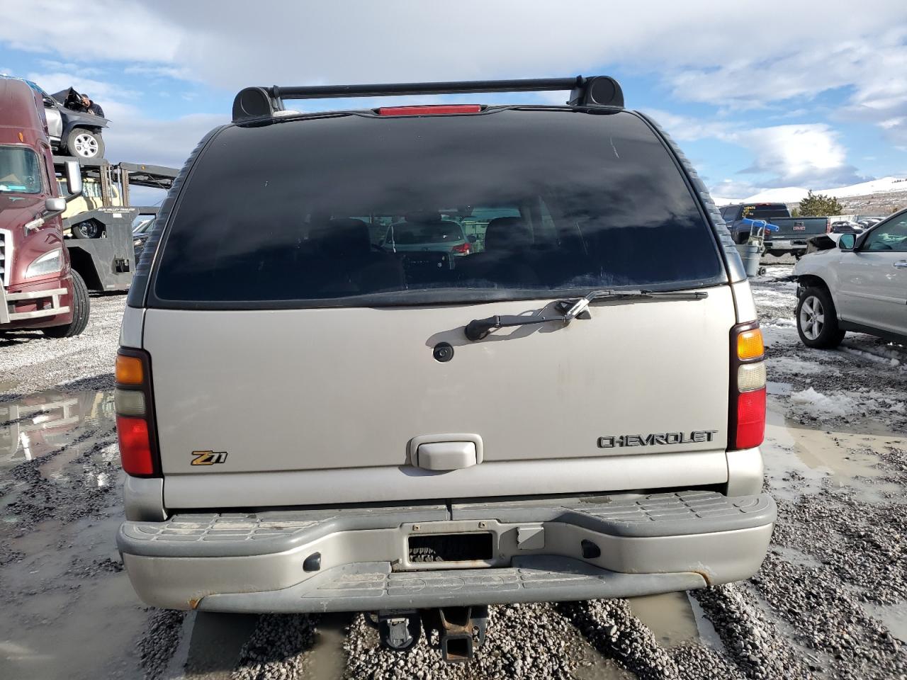 2004 Chevrolet Tahoe - Image 6