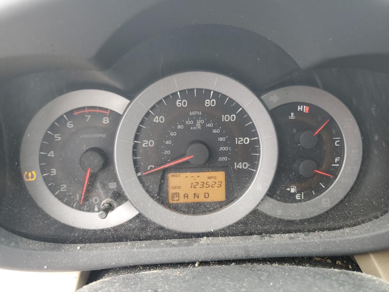 2011 Toyota RAV 4 - Image 9
