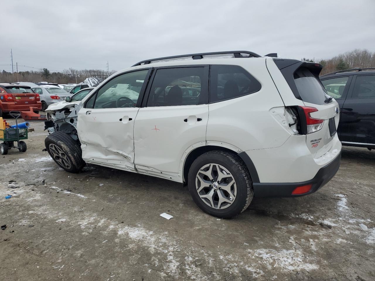 2024 Subaru Forester - Image 2