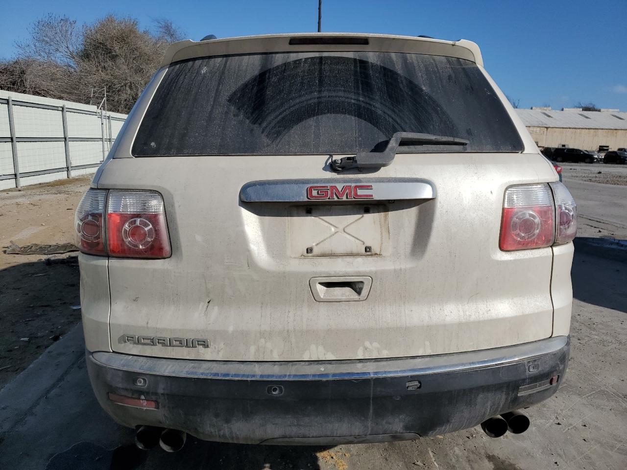 2012 GMC Acadia - Image 6