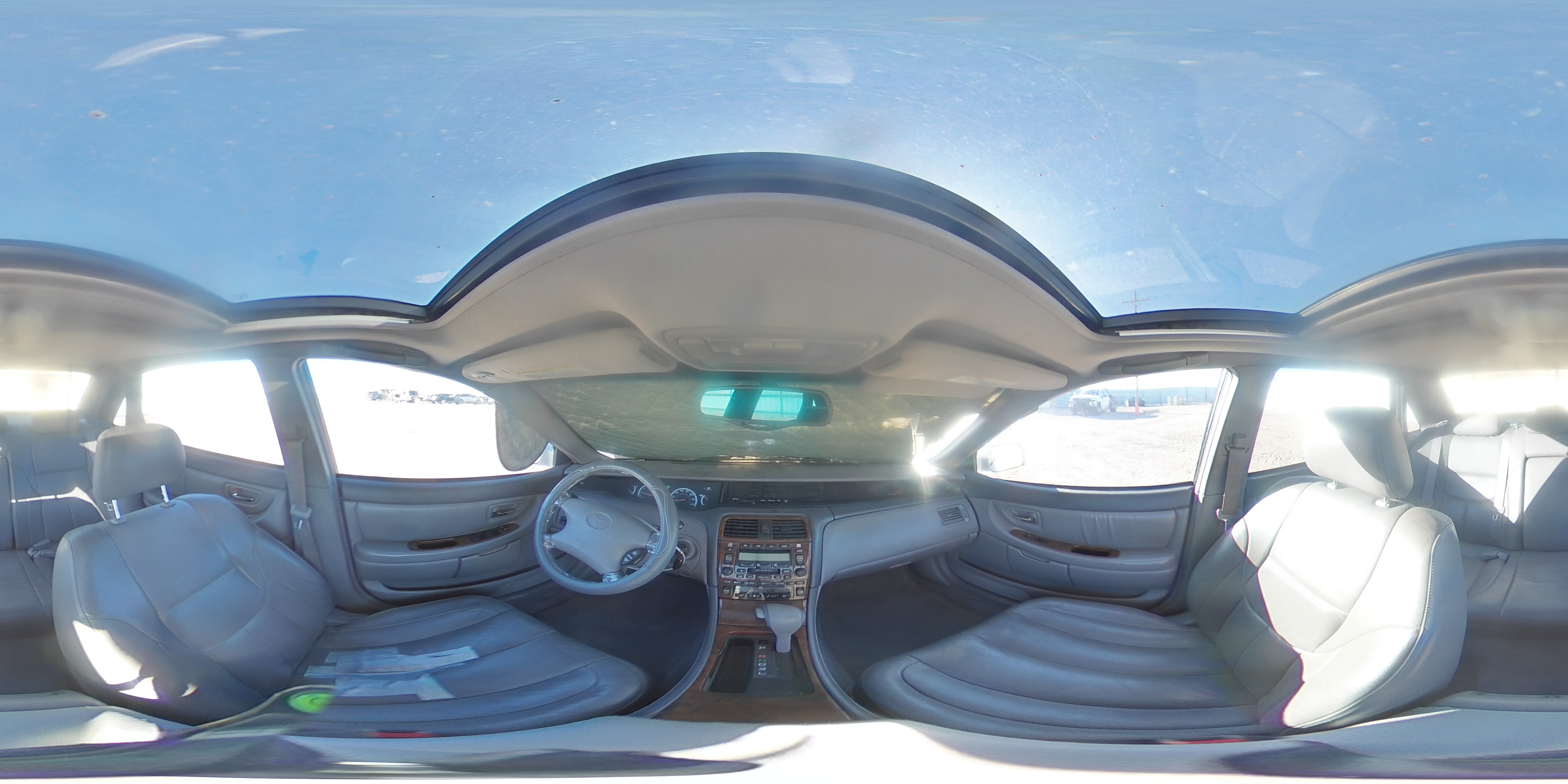 2000 Toyota Avalon - Image 13