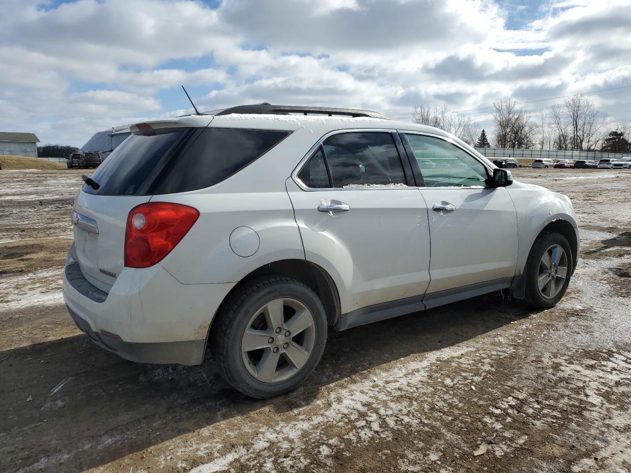 2014 Chevrolet Equinox - Image 3
