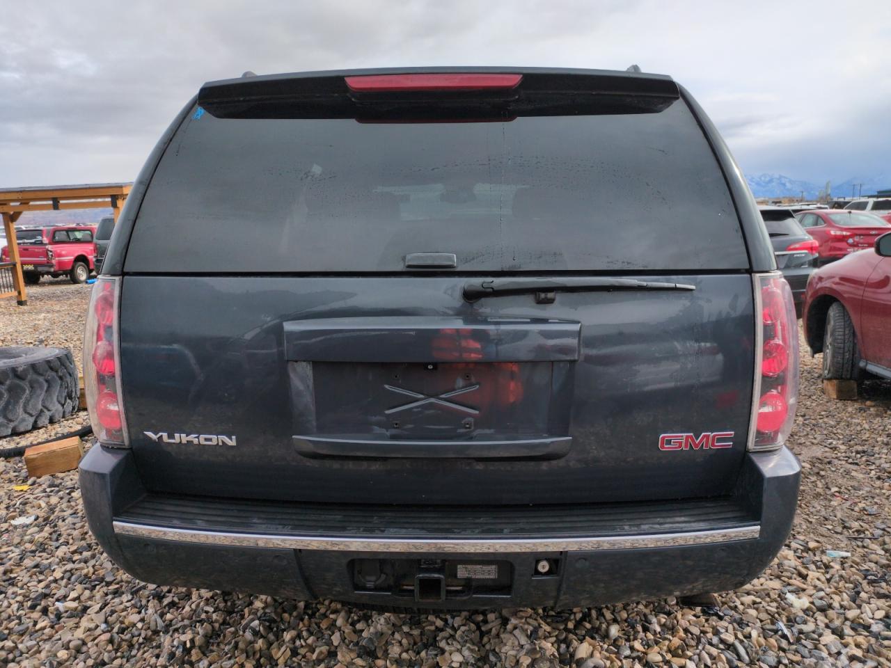 2008 GMC Yukon - Image 6