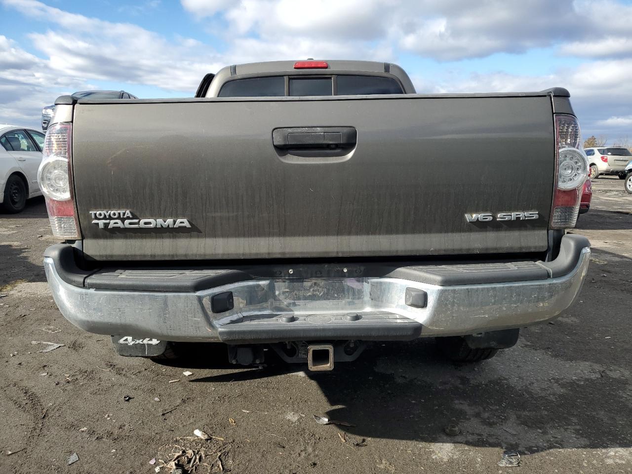 2011 Toyota Tacoma - Image 6