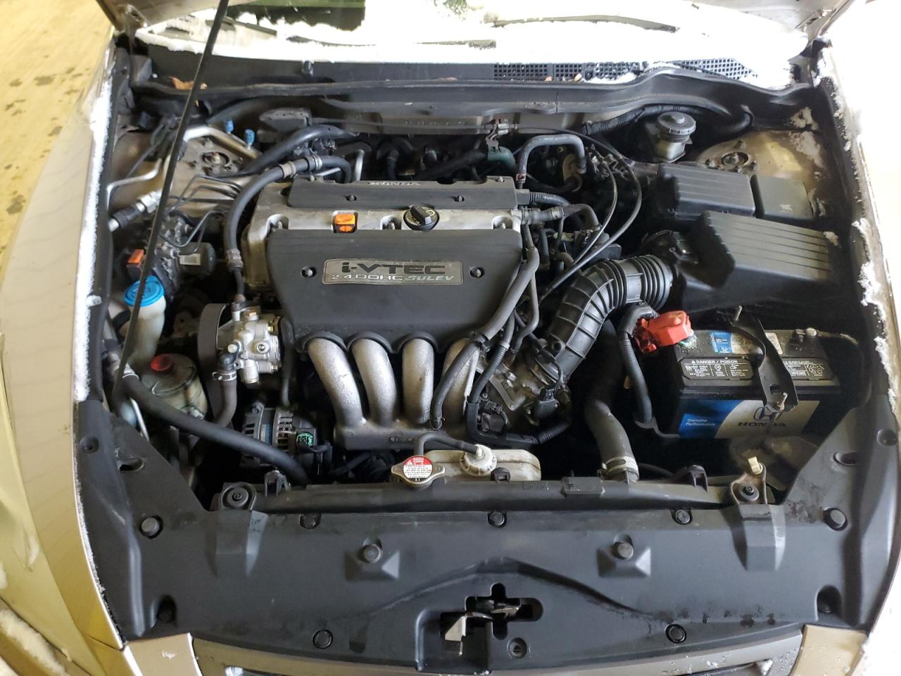 2005 Honda Accord - Image 11